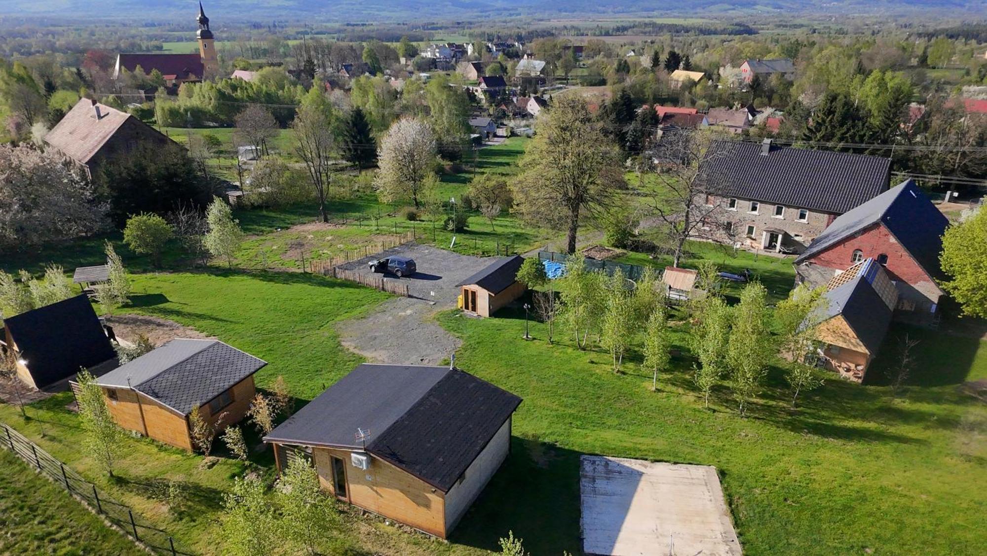 Domek W Gorach Izerskich 4 I 6 Osobowy, Agroturystyka, Zywe Zwierzeta, W Pelni Wyposazone, Plac Zabaw Dla Dzieci, Ognisko Z Kijkami I Rusztem, Ogrzewanie I Klimatyzacja, Latem Basen Mirsk Exteriör bild